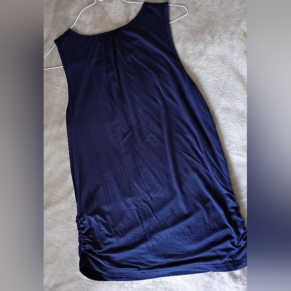 NWT Stylish Breastfeeding Navy Tank Top Size Medium - Picture 3 of 3